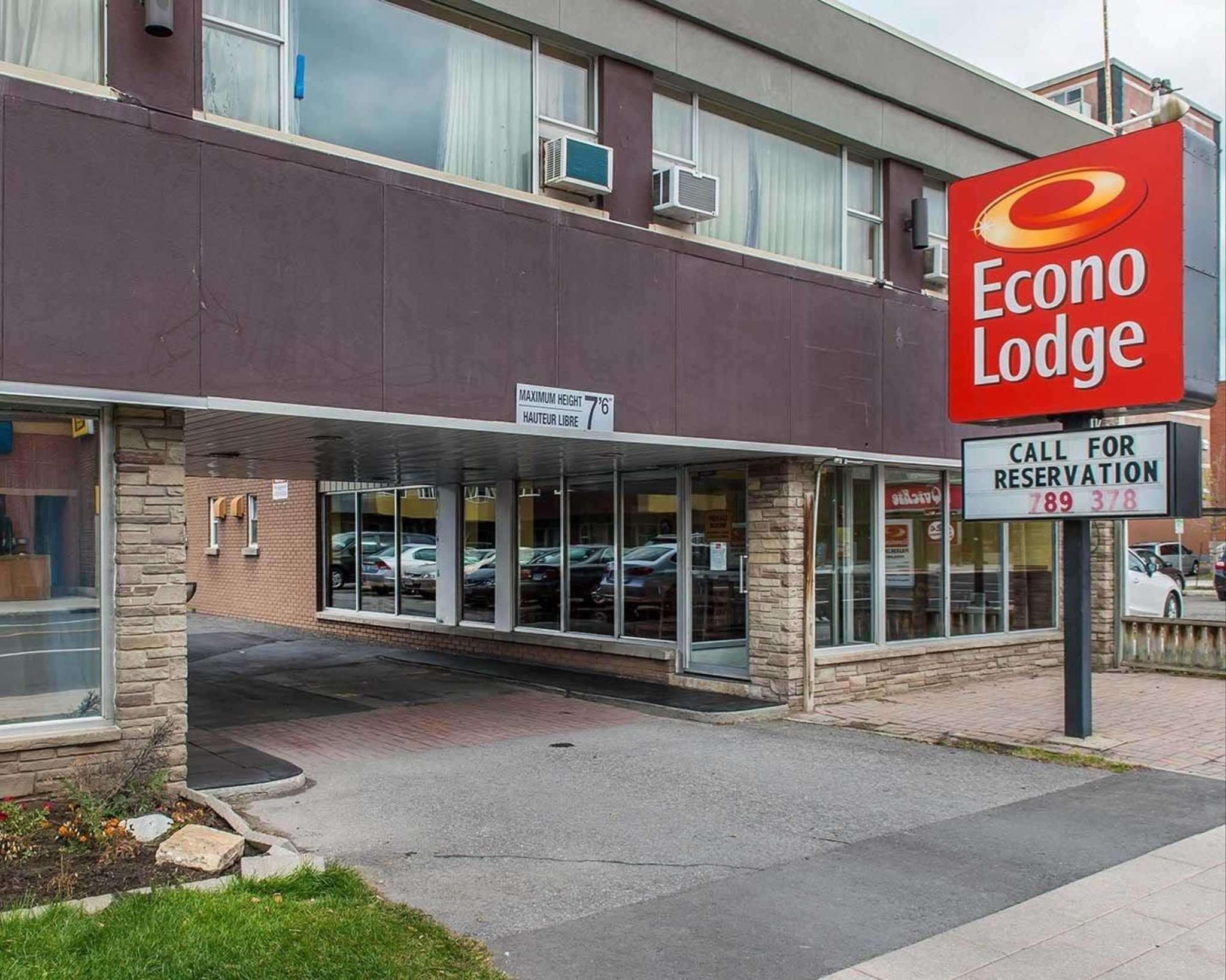 Econo Lodge Downtown Оттава Экстерьер фото